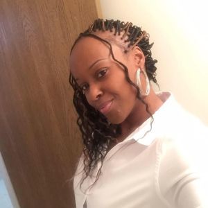 Meet your Posher, Brenda